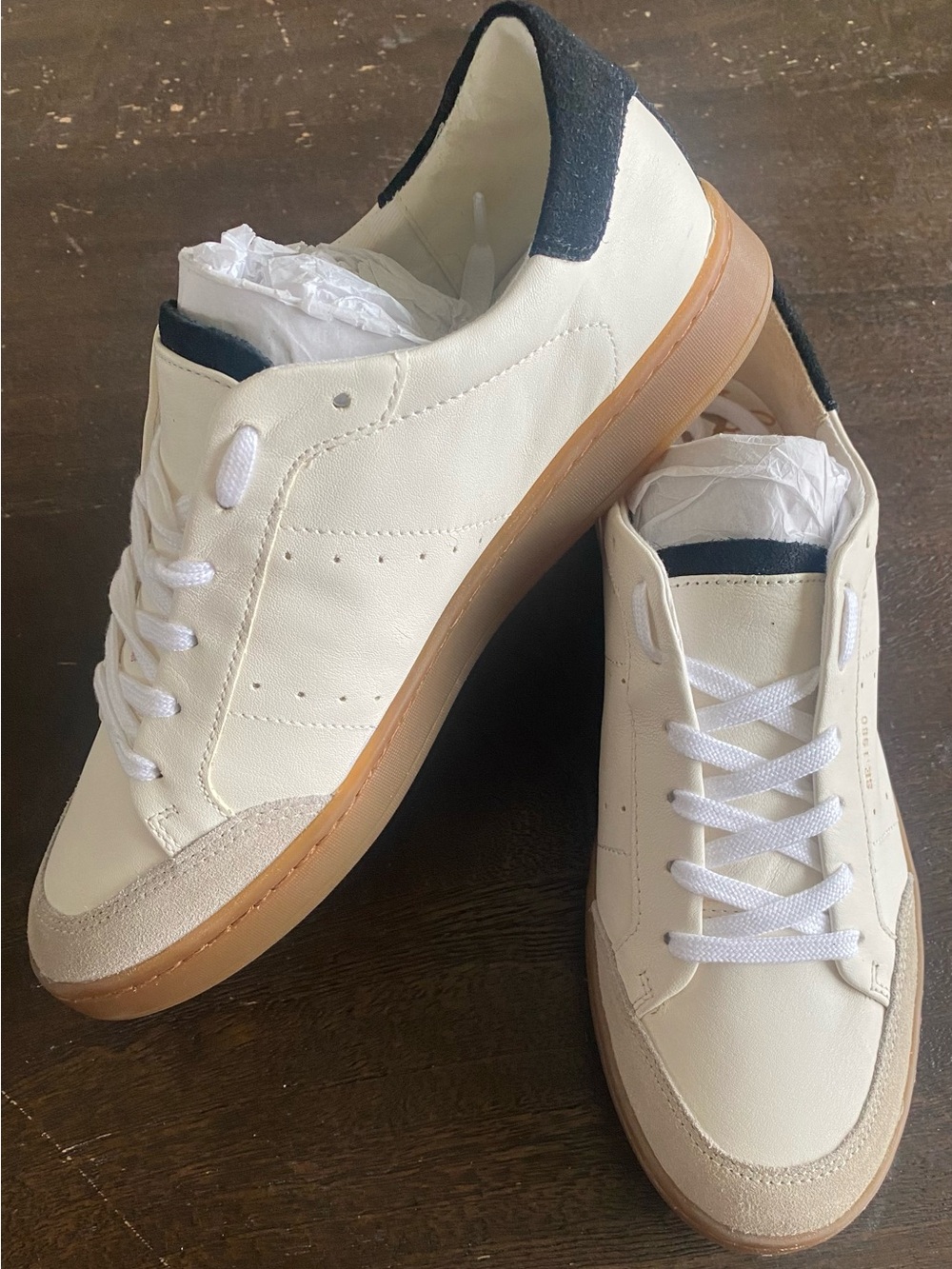 Sam Edelman Women’s Classic White Leather Sneakers with Black Heel Accent Size 9 - Picture 13 of 16